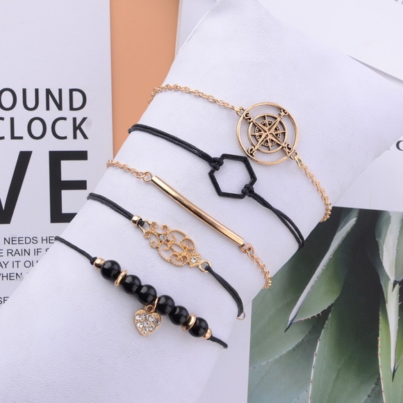 **BEATA* 5-Pc Gold x Black Fashion Bracelet Set - Picture 1 of 9